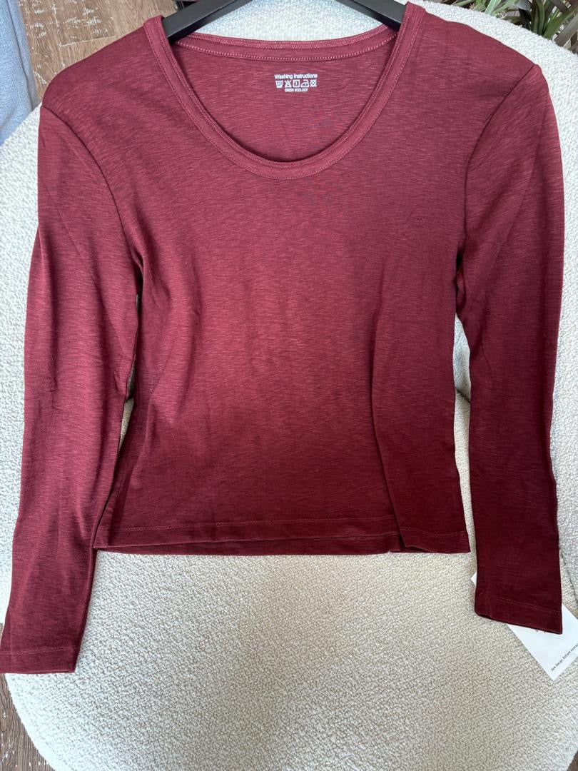 Sadiya top maroon