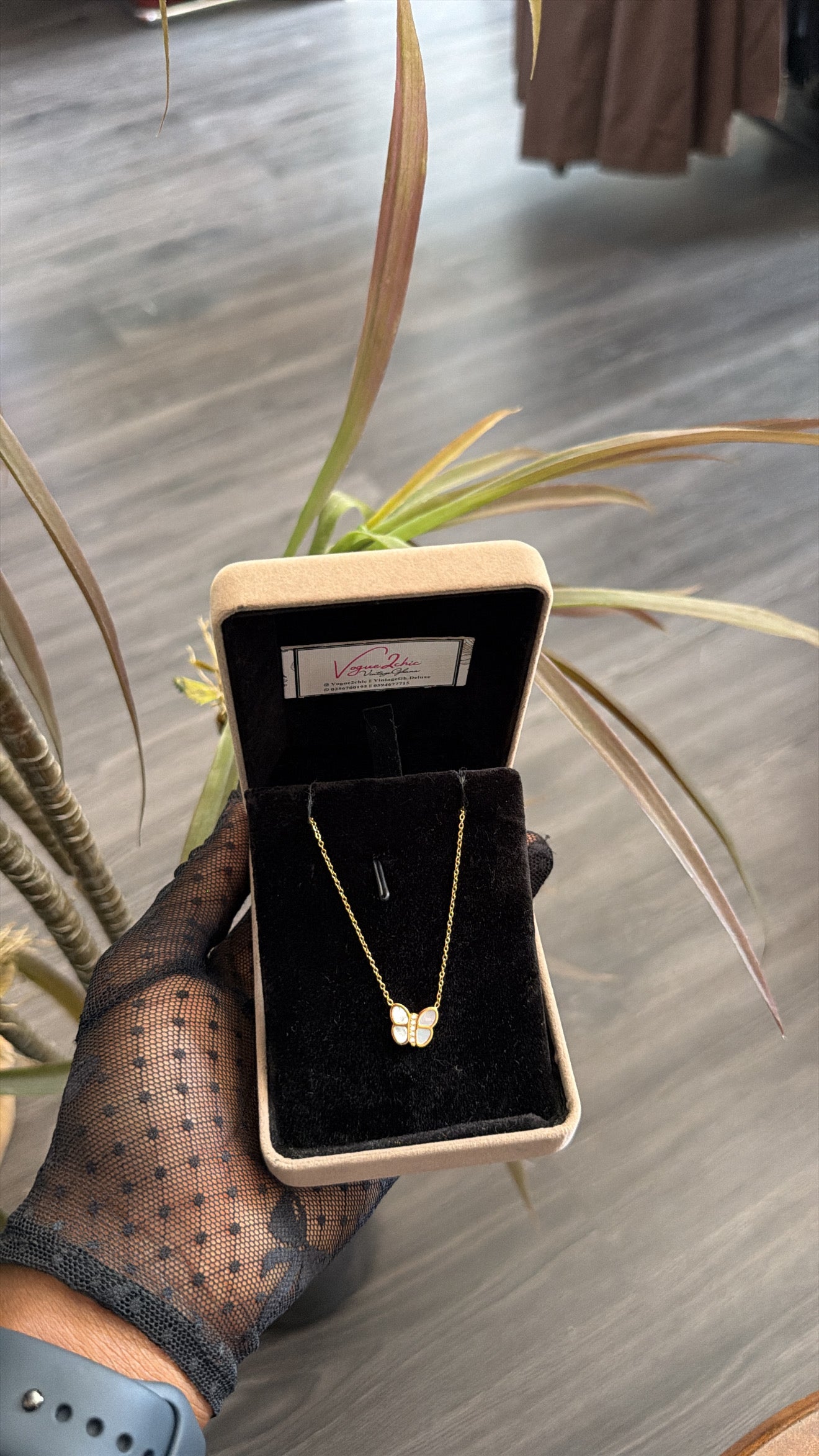 Paz Necklace