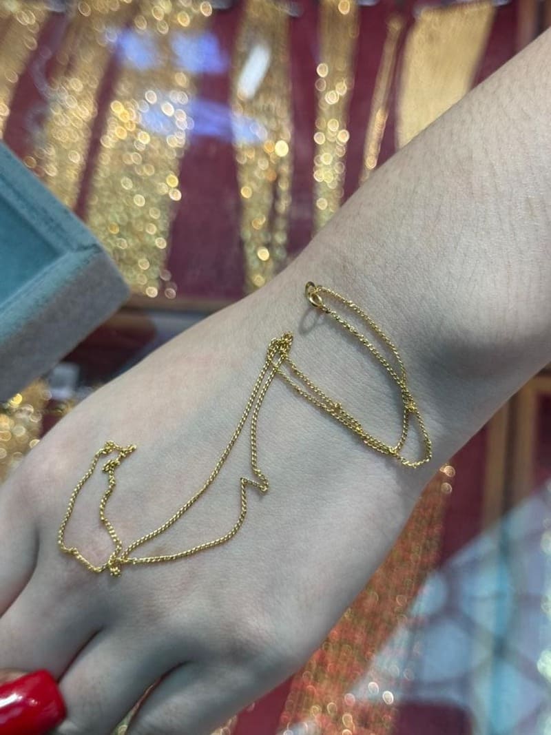Zira 18-karat Gold necklace