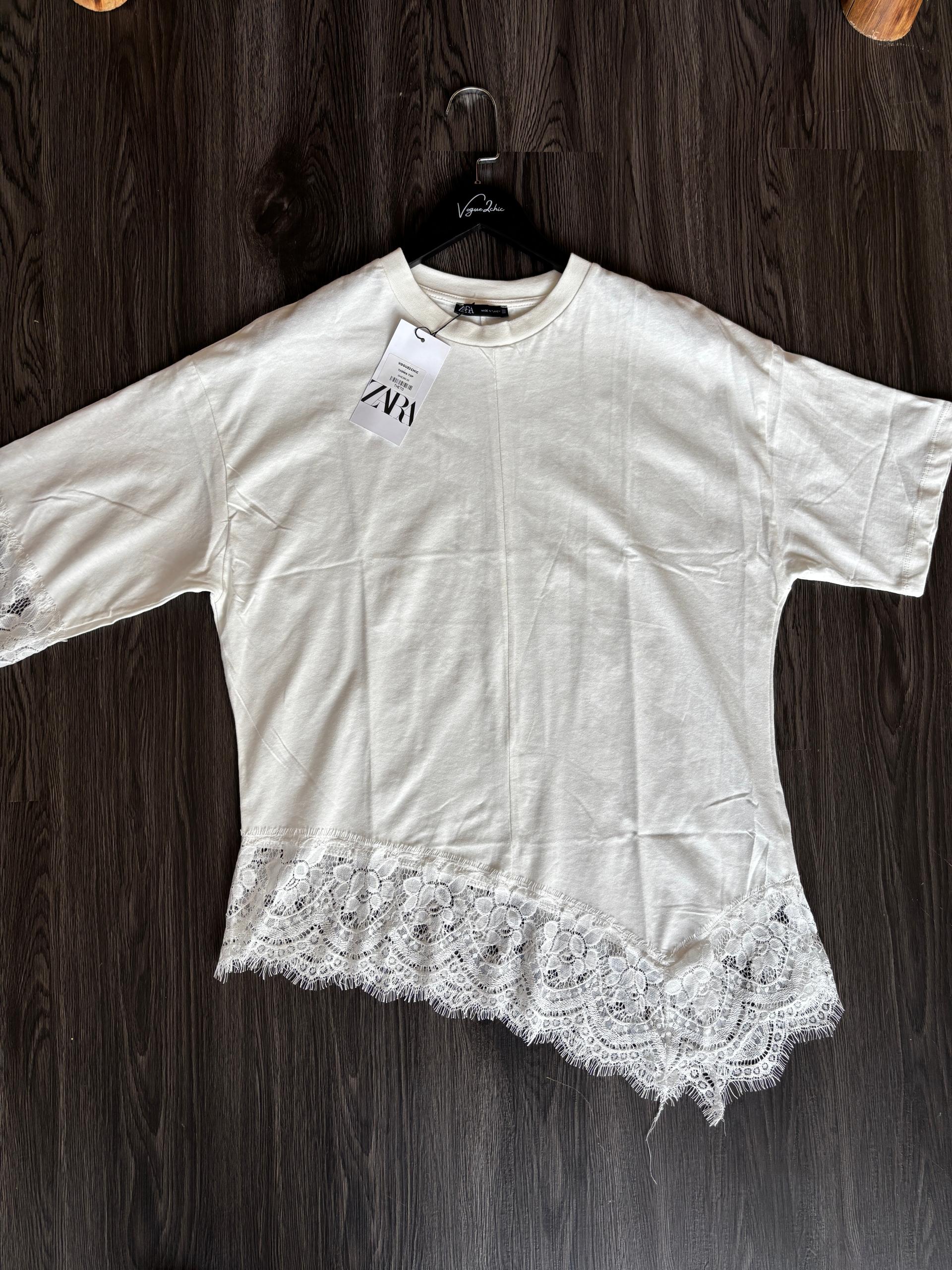Latifa top white