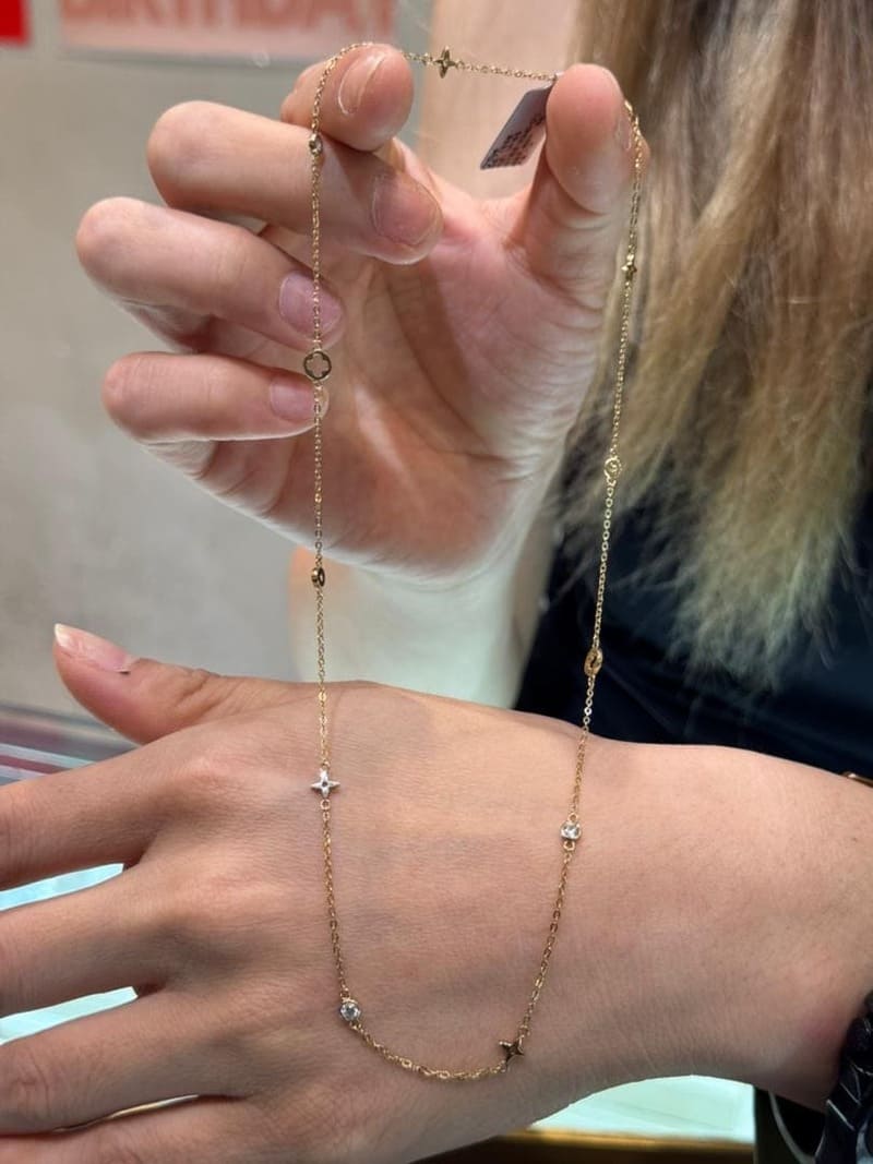 Diora 14-karat Gold necklace