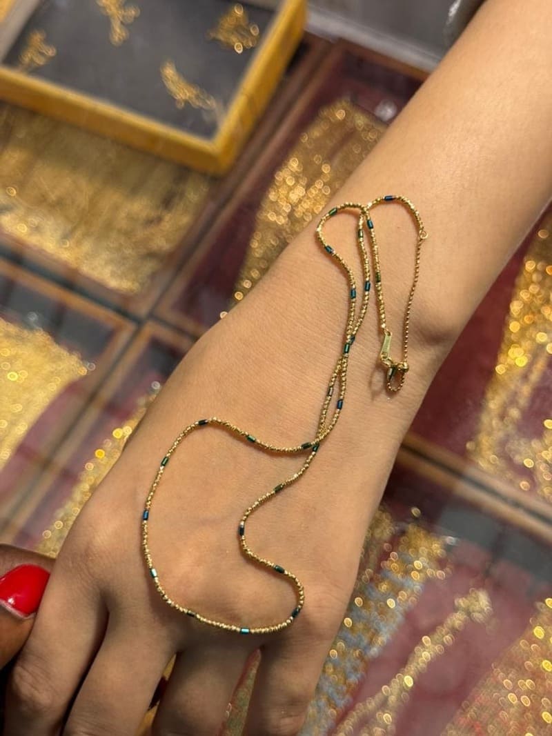 Sarabi 18-karat Gold necklace