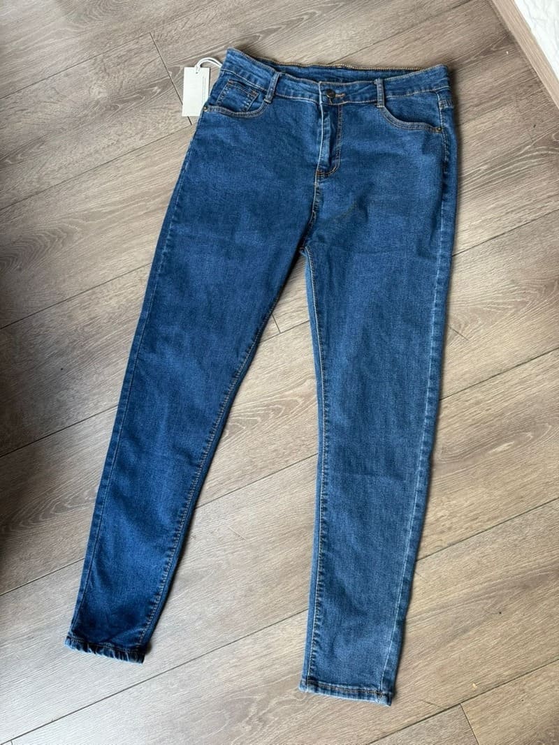 Skinny jeans