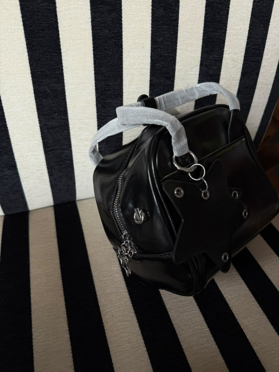 Ikram bag black