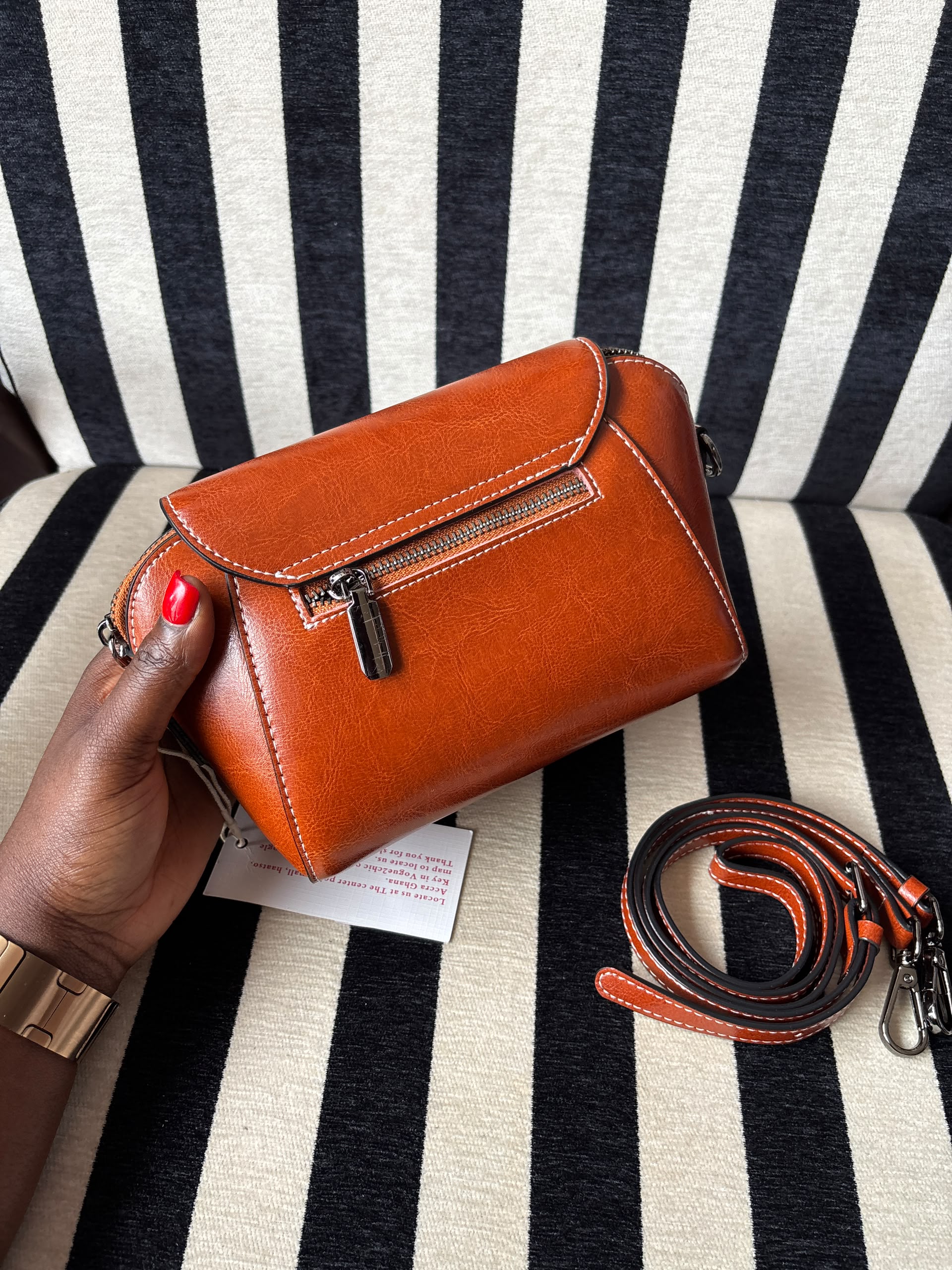 Afra bag mahogany