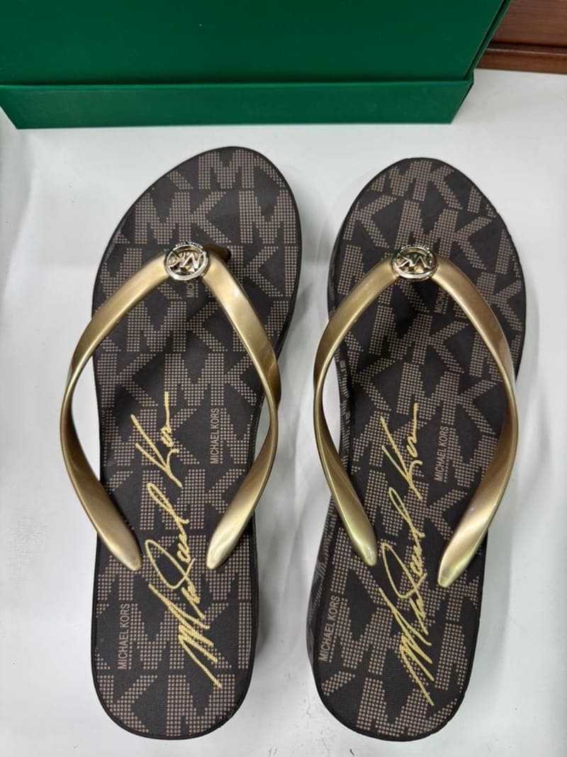 MK slippers brown