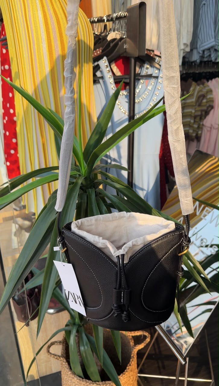 Renata bag black