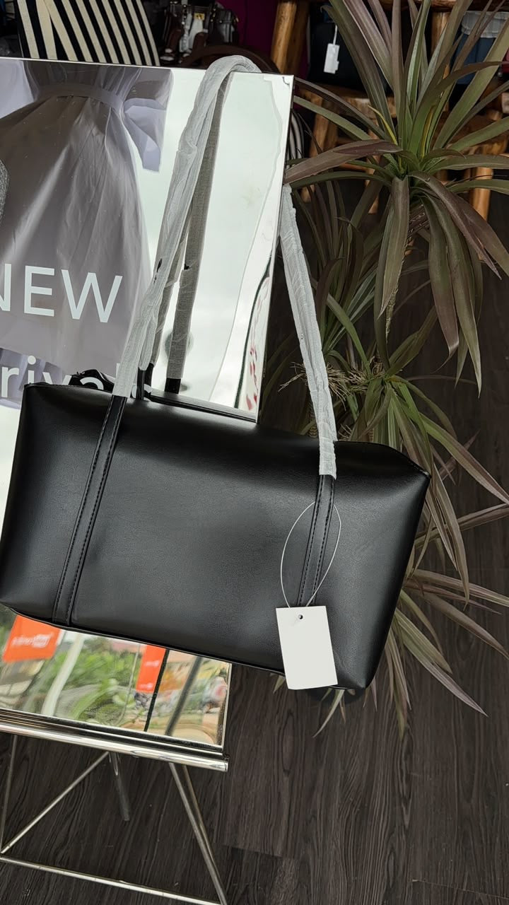 Lucy bag black
