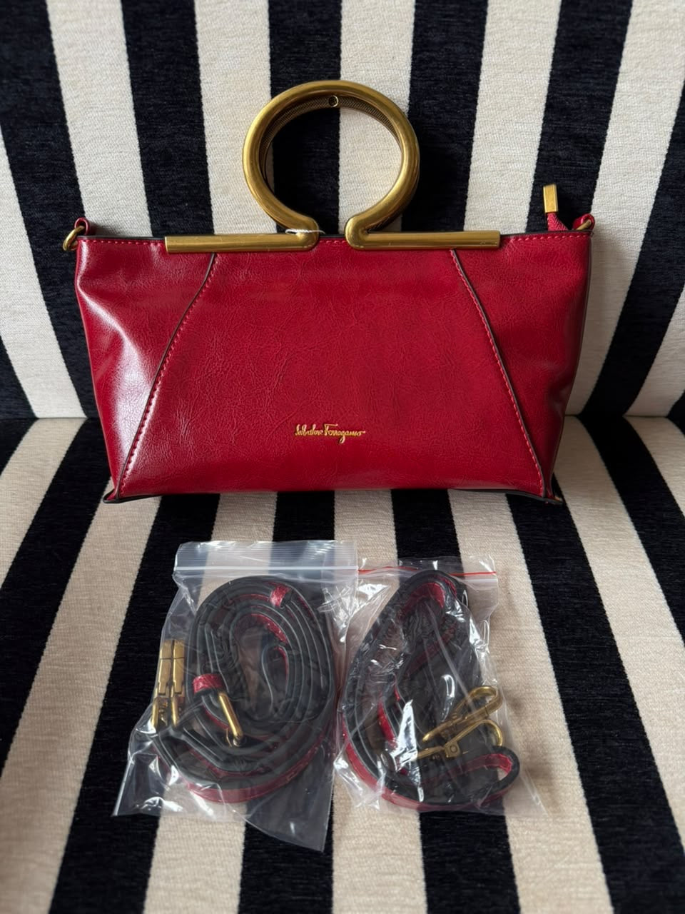 Tira bag red