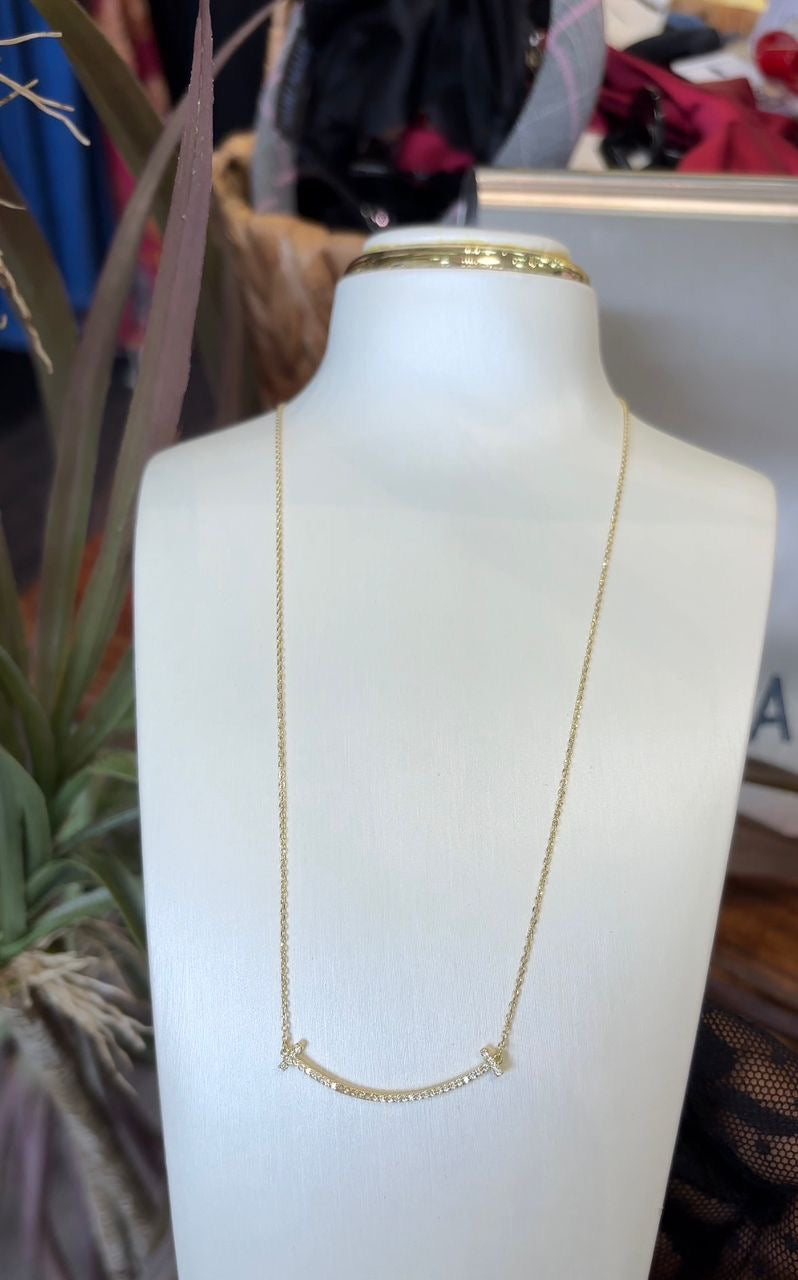 Noir necklace