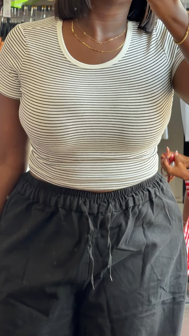 Abeer crop top white mix