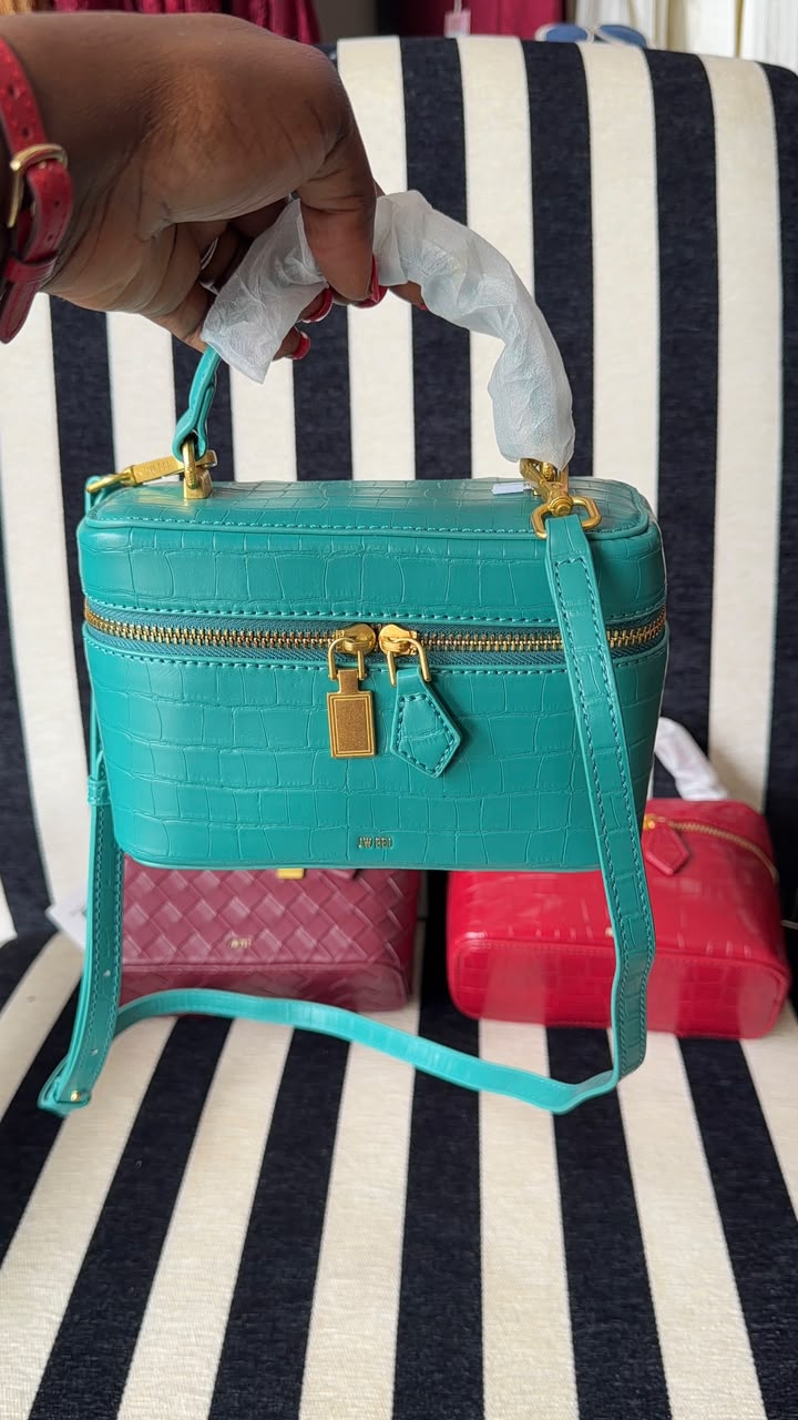 Etornam bag green