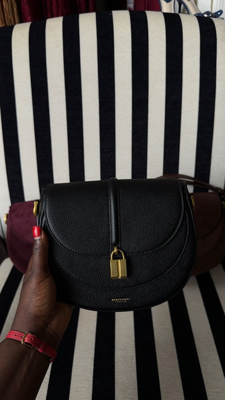 Zainab bag black