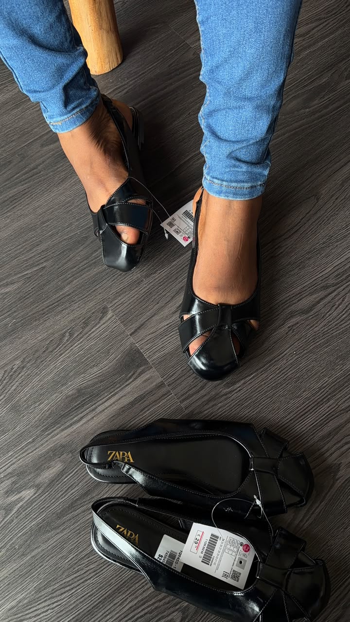 Efua sandal