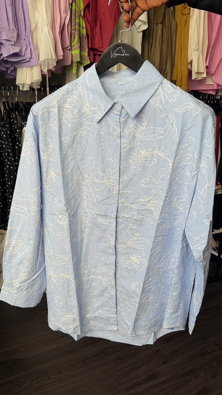 Naomi shirt