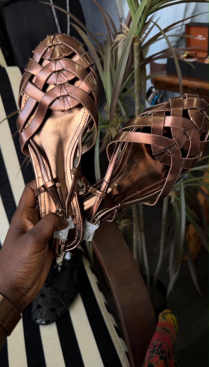 Zeta sandal bronze