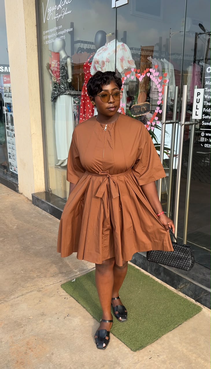 Gyakie dress brown