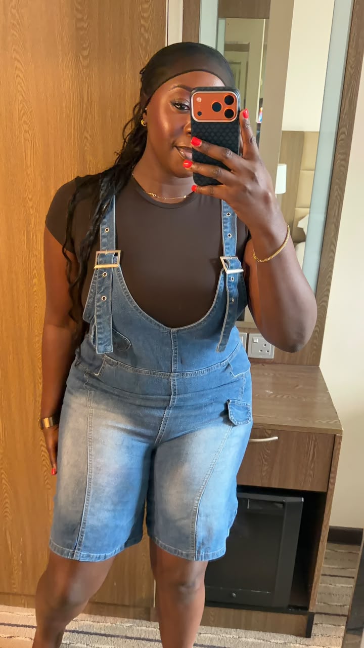 Janet pinafore