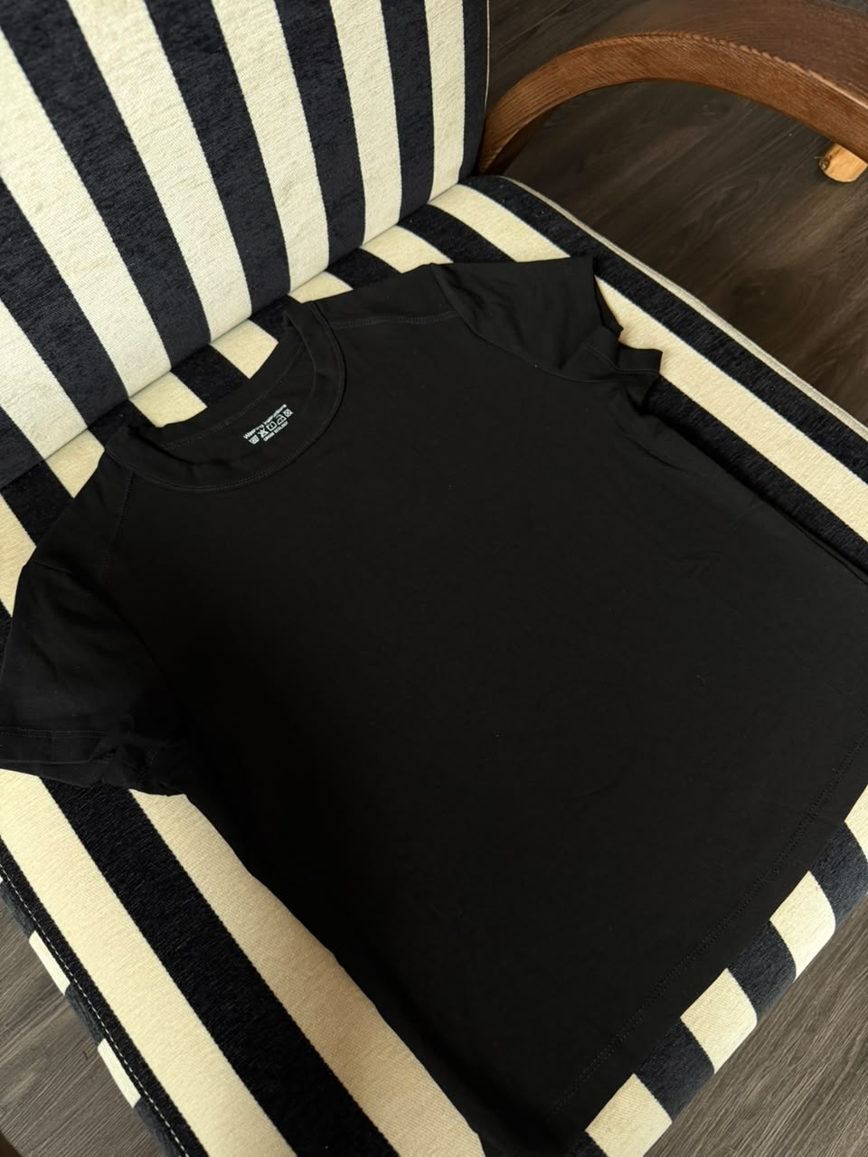 Nancy top black