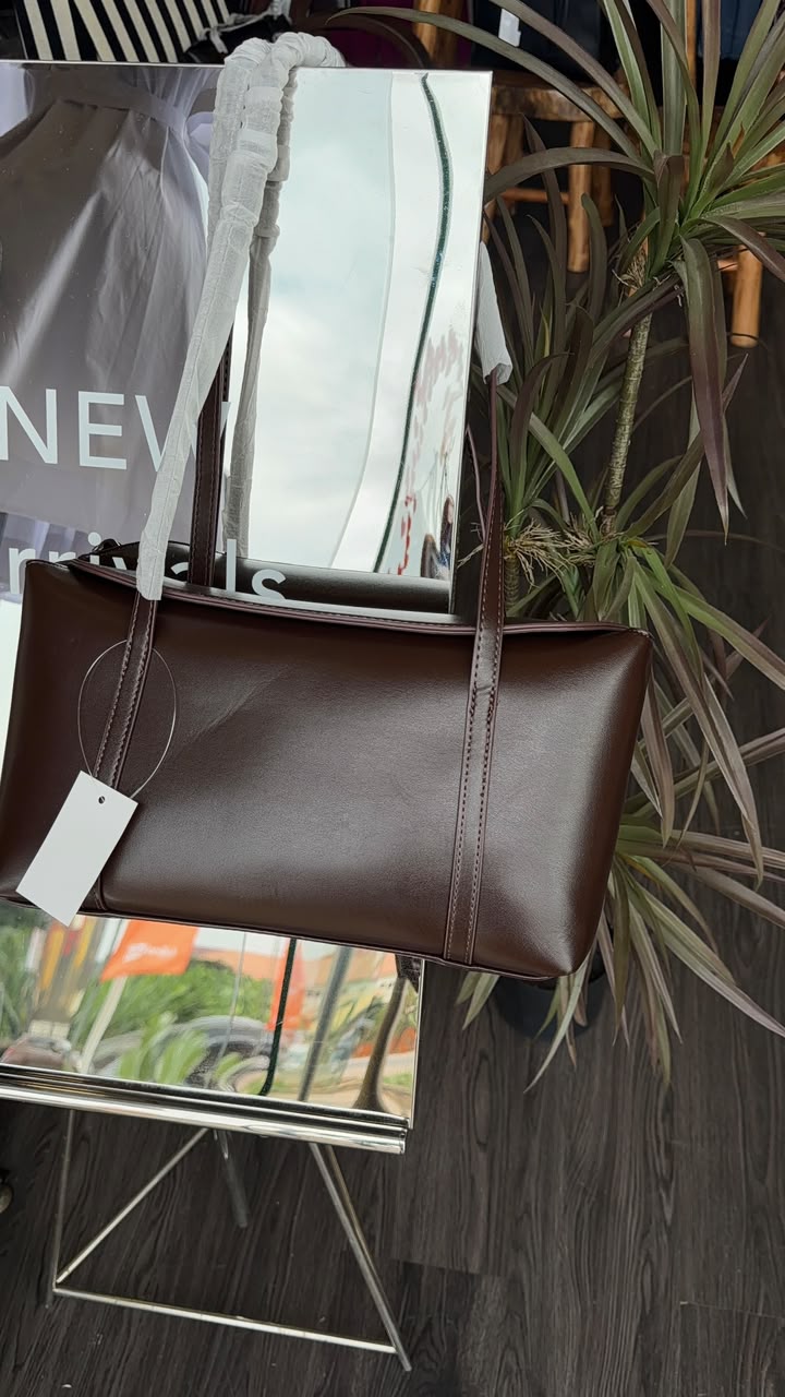Lucy bag coffee