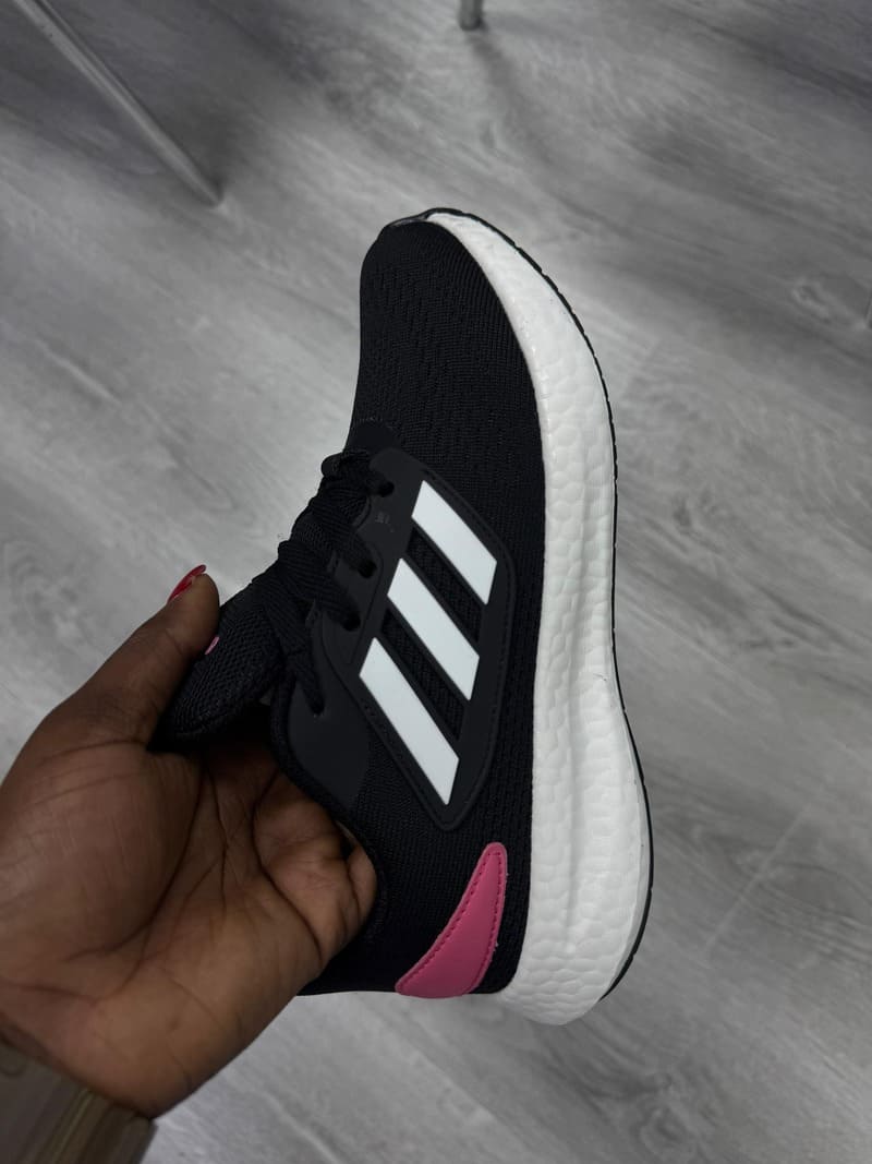 Jessica sneakers