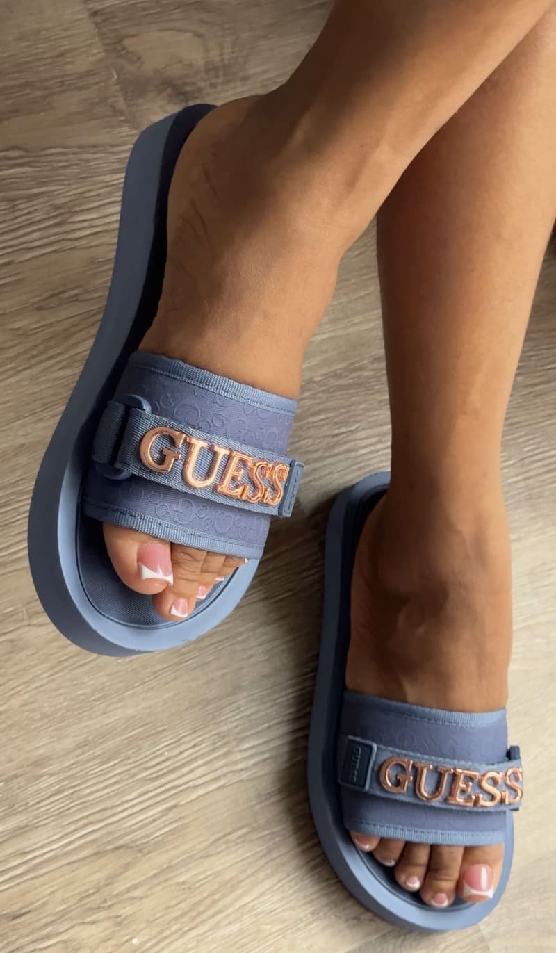 Guess slides blue
