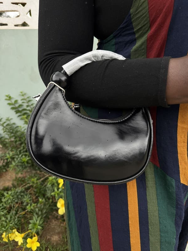 Glossy pocketbook