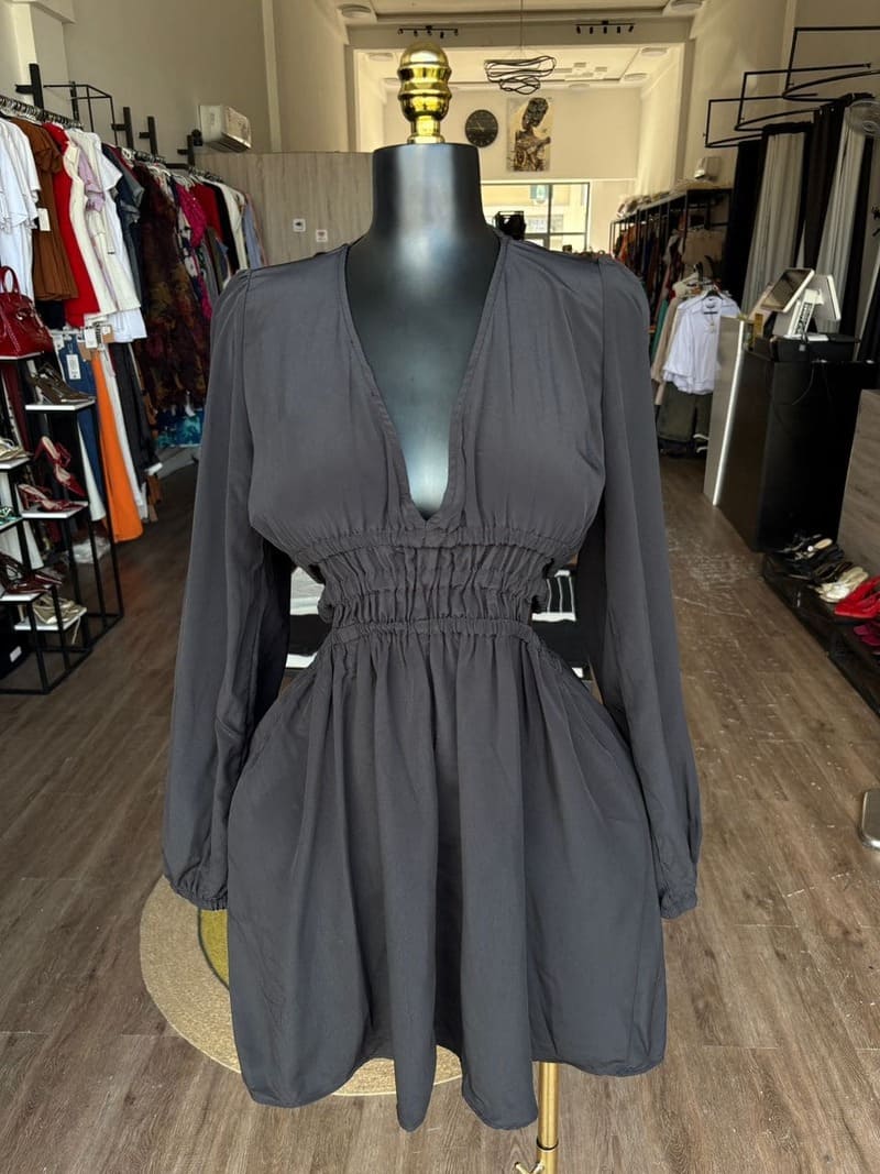 Angie dress black