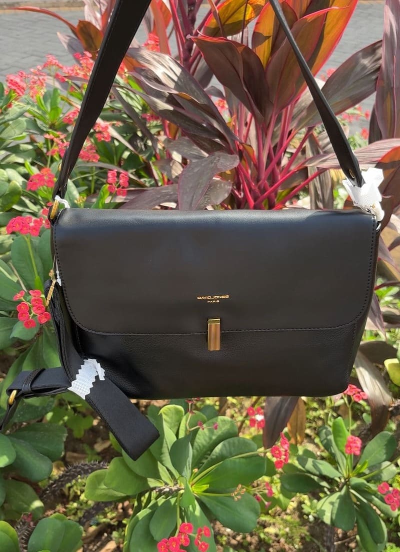 Clover bag black