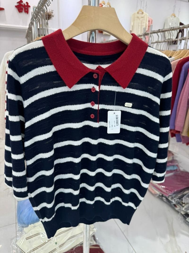 Rita top navy