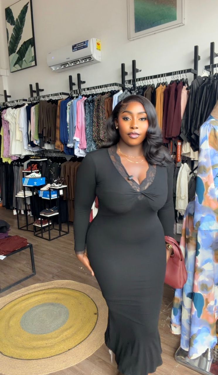 Valencia dress black
