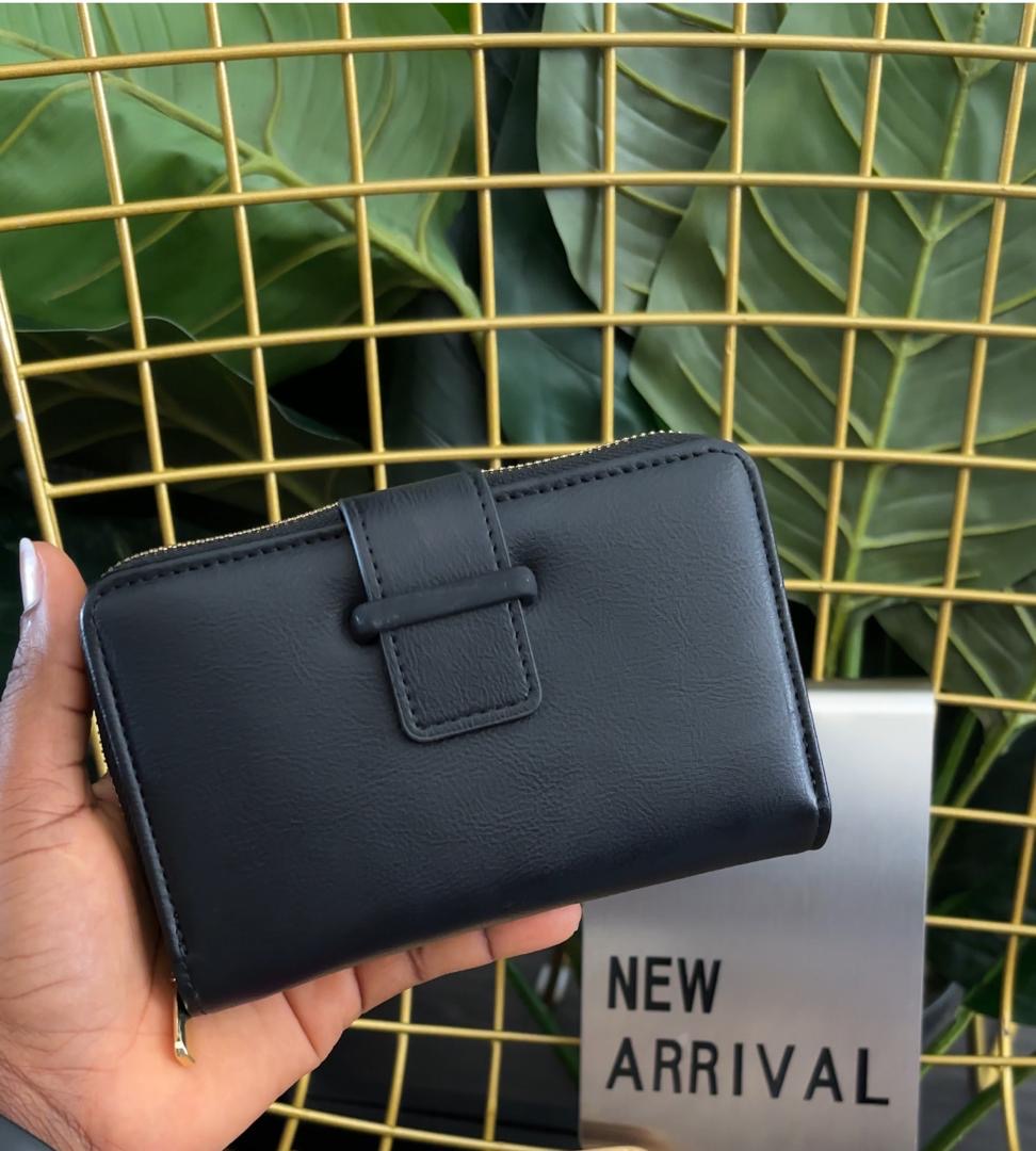 Judith purse black